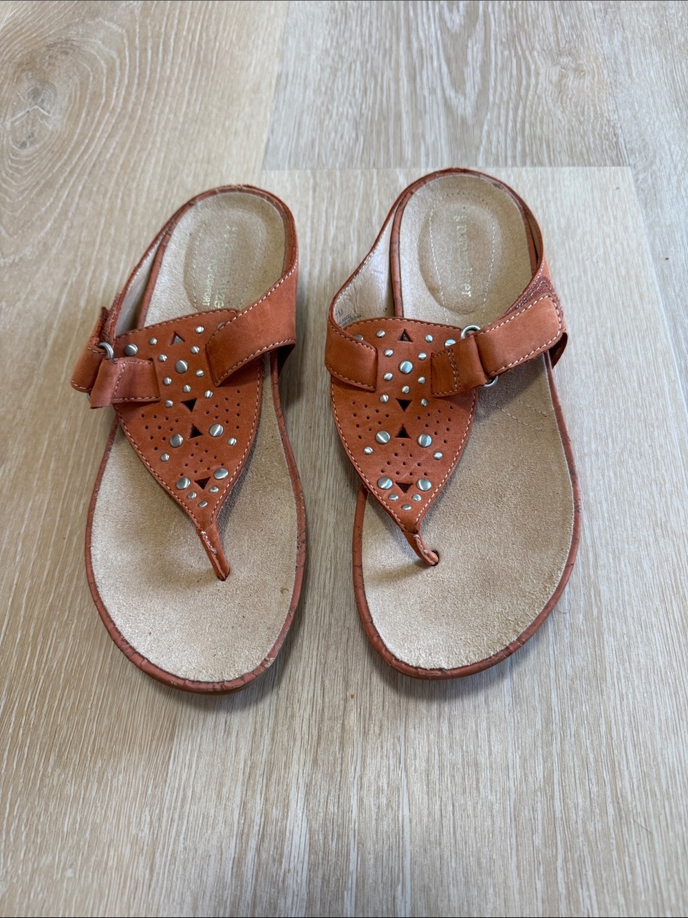 Naturalizer Rust Brown Studded Thong Sandals